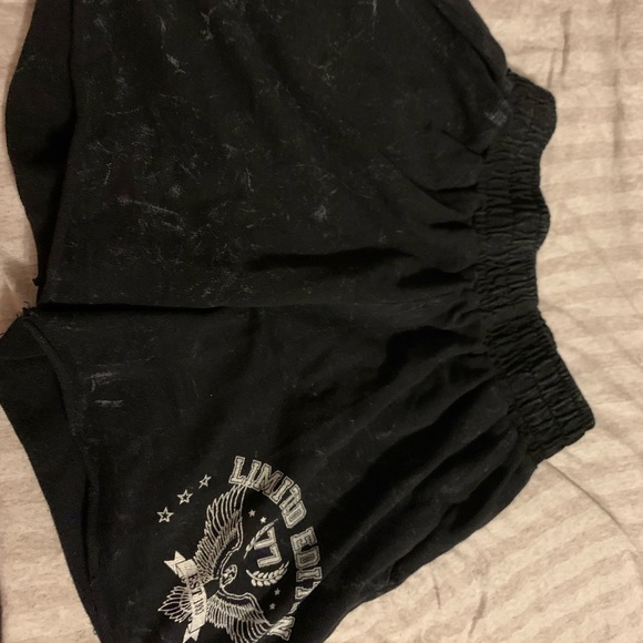 Shorts, never worn - Picture 1 of 2